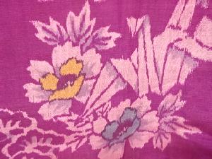 アンティーク　折鶴に松花模様織り出し銘仙着物